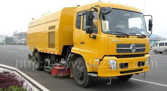 天錦洗掃車(chē)現(xiàn)車(chē)