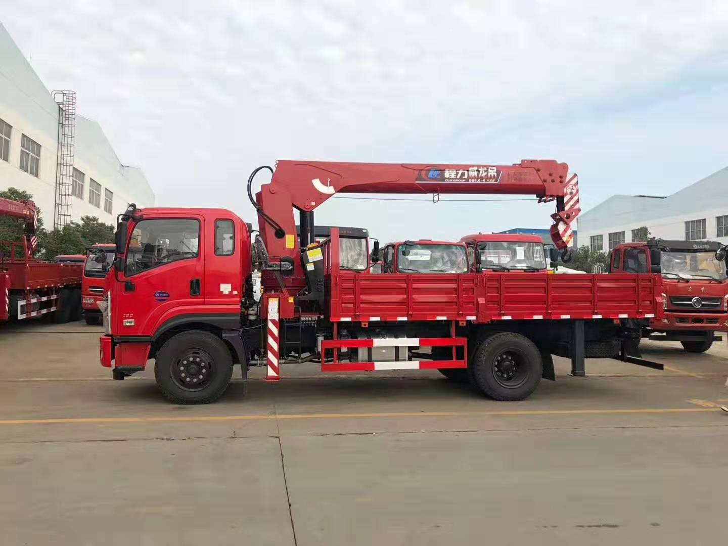 東風(fēng)D3L后雙橋12噸‮車(chē)隨‬吊